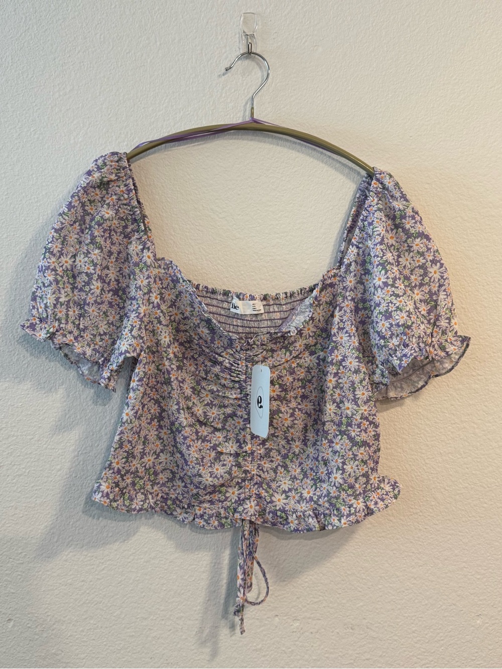 Elodie Lavender Daisy Ruched Drawstring Crop Top - Picture 3 of 6